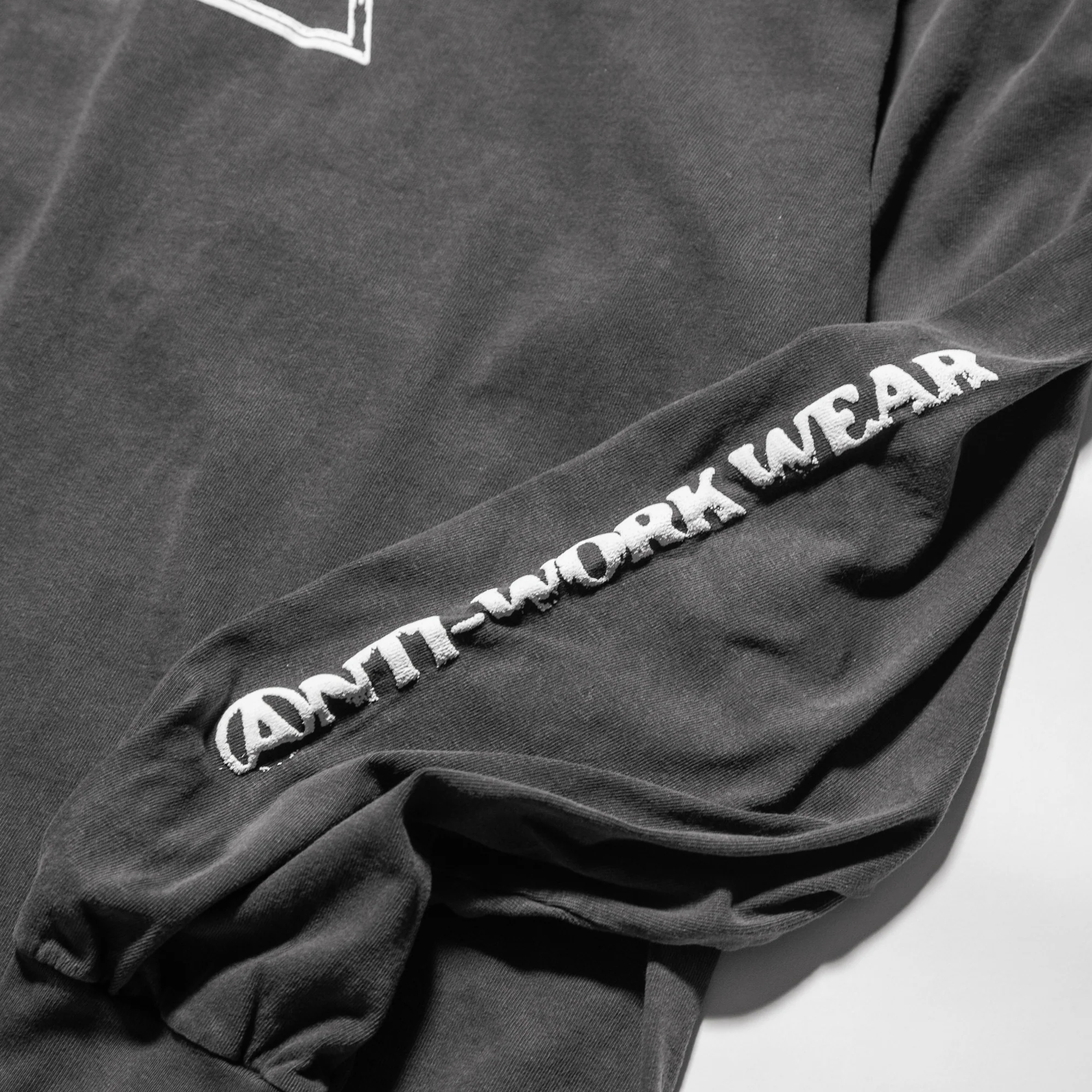 ANTIWORK L/S - FADED BLACK - Image 3