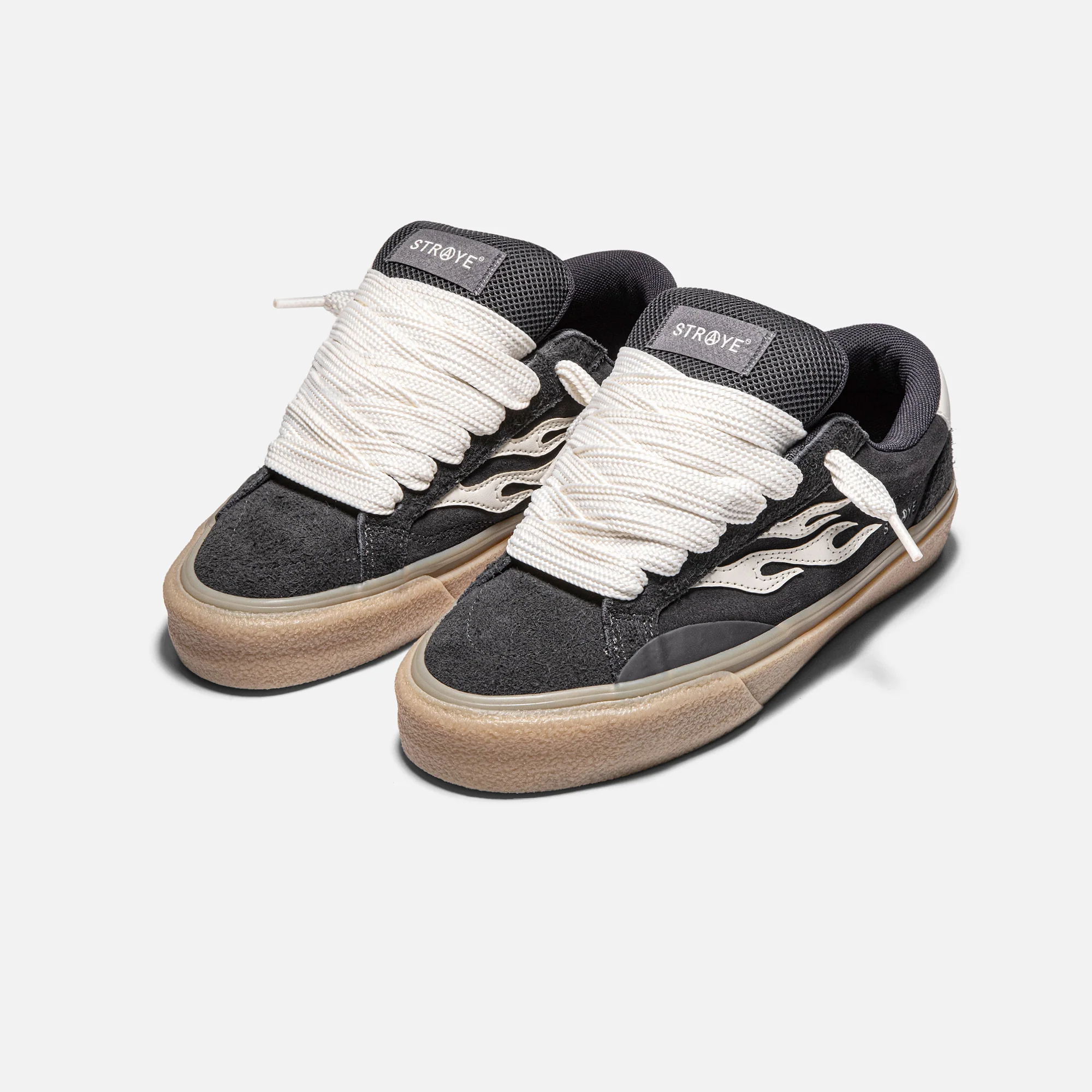 LOGAN PUFF - CARBON CREPE - Image 3