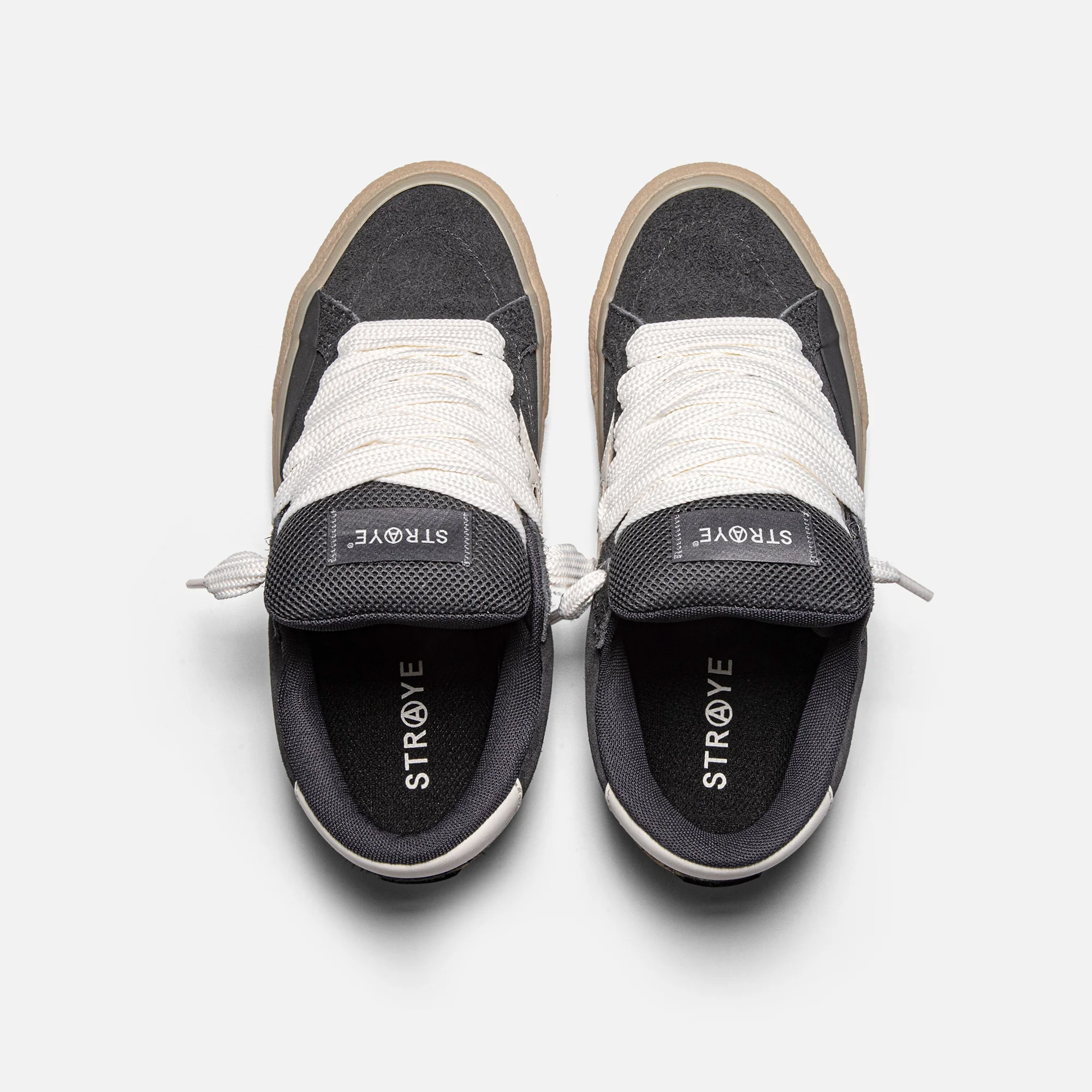 LOGAN PUFF - CARBON CREPE - Image 4