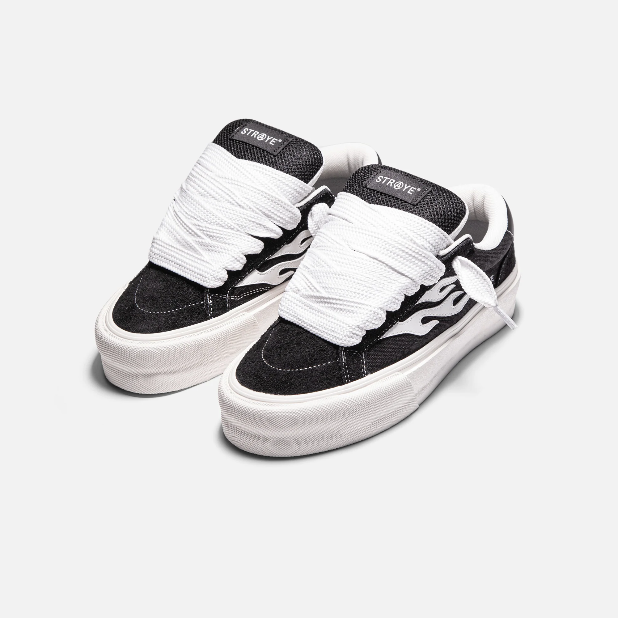 LOGAN STOMPER - BLACK - Image 4