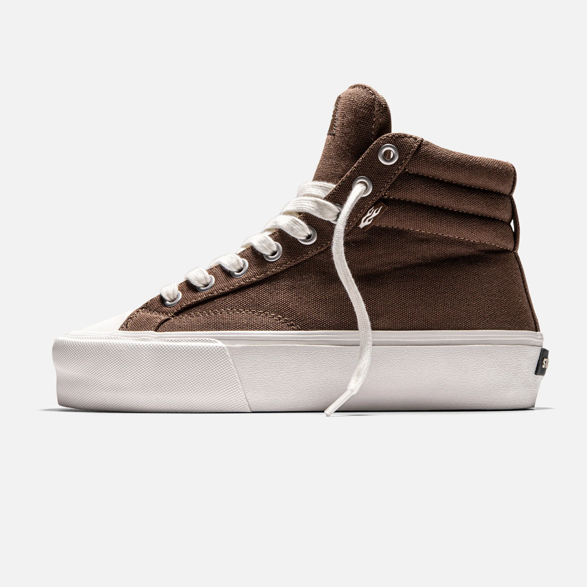 FOOTWEAR